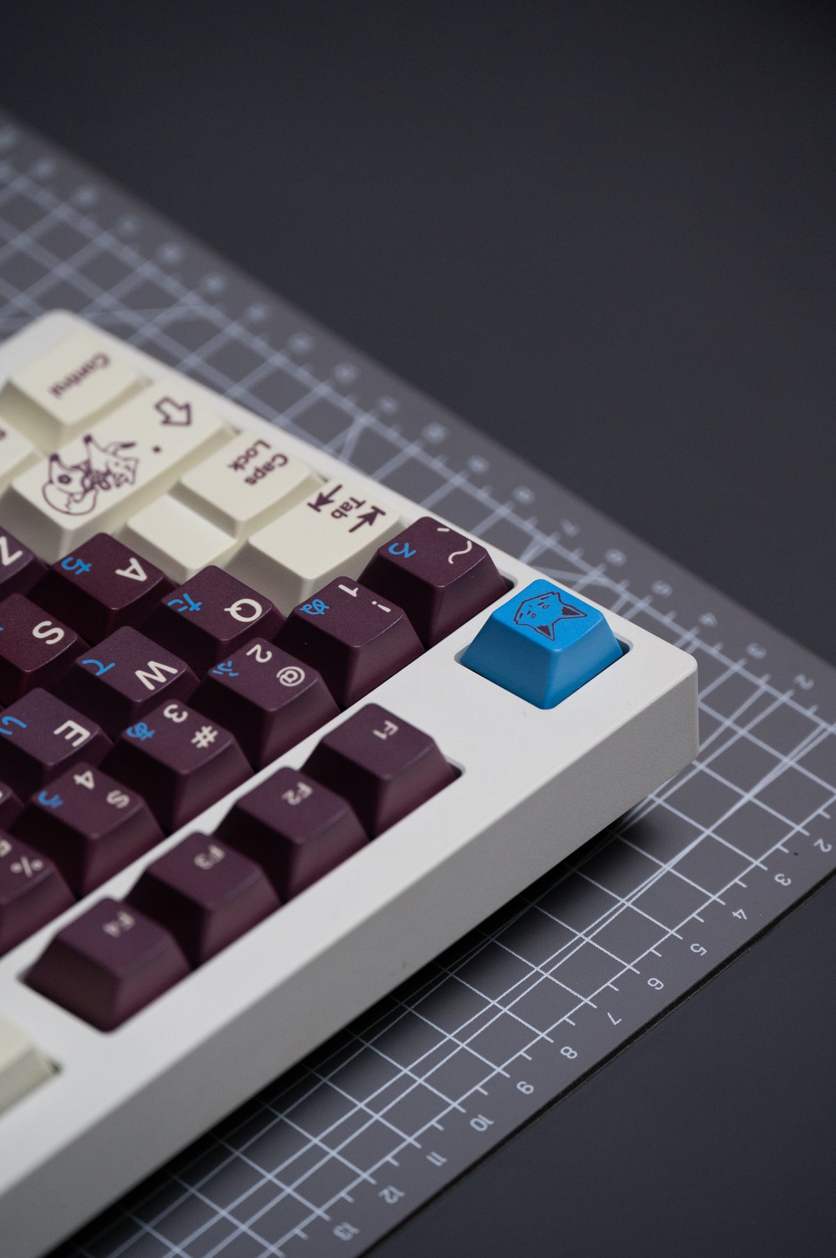 Vividkeycaps Fox Shadow Keycaps