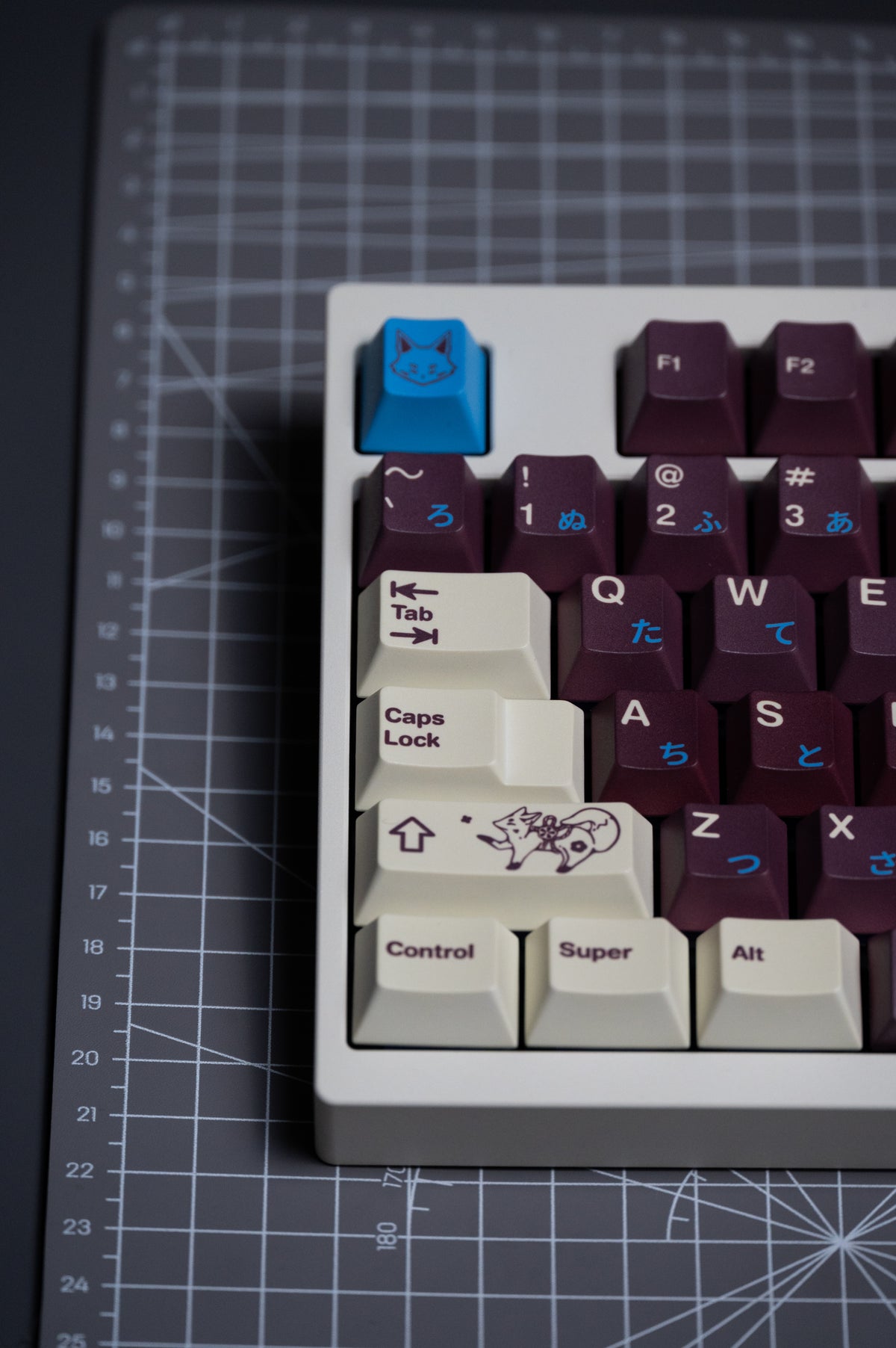 Vividkeycaps Fox Shadow Keycaps