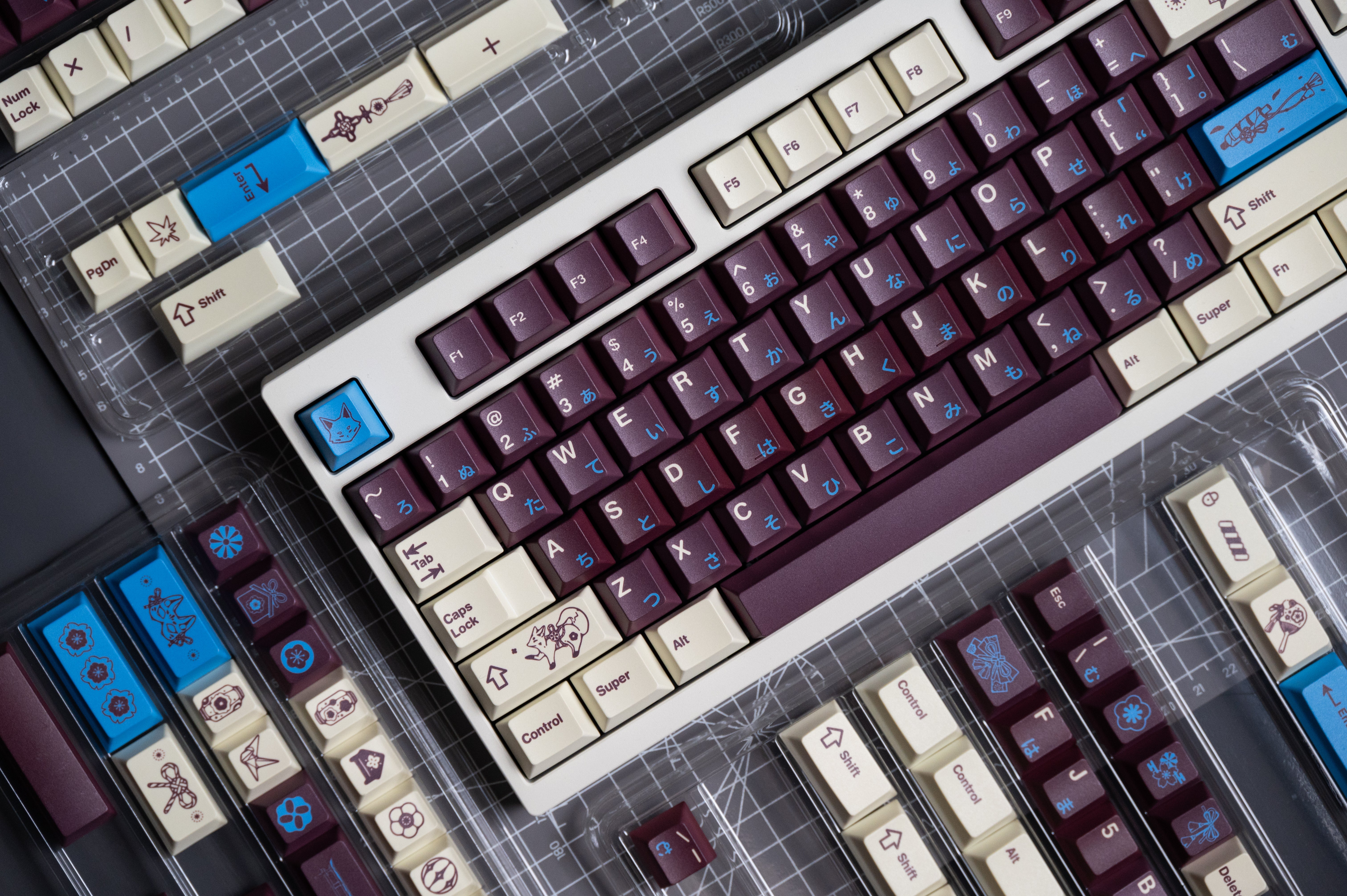 Vividkeycaps Fox Shadow Keycaps