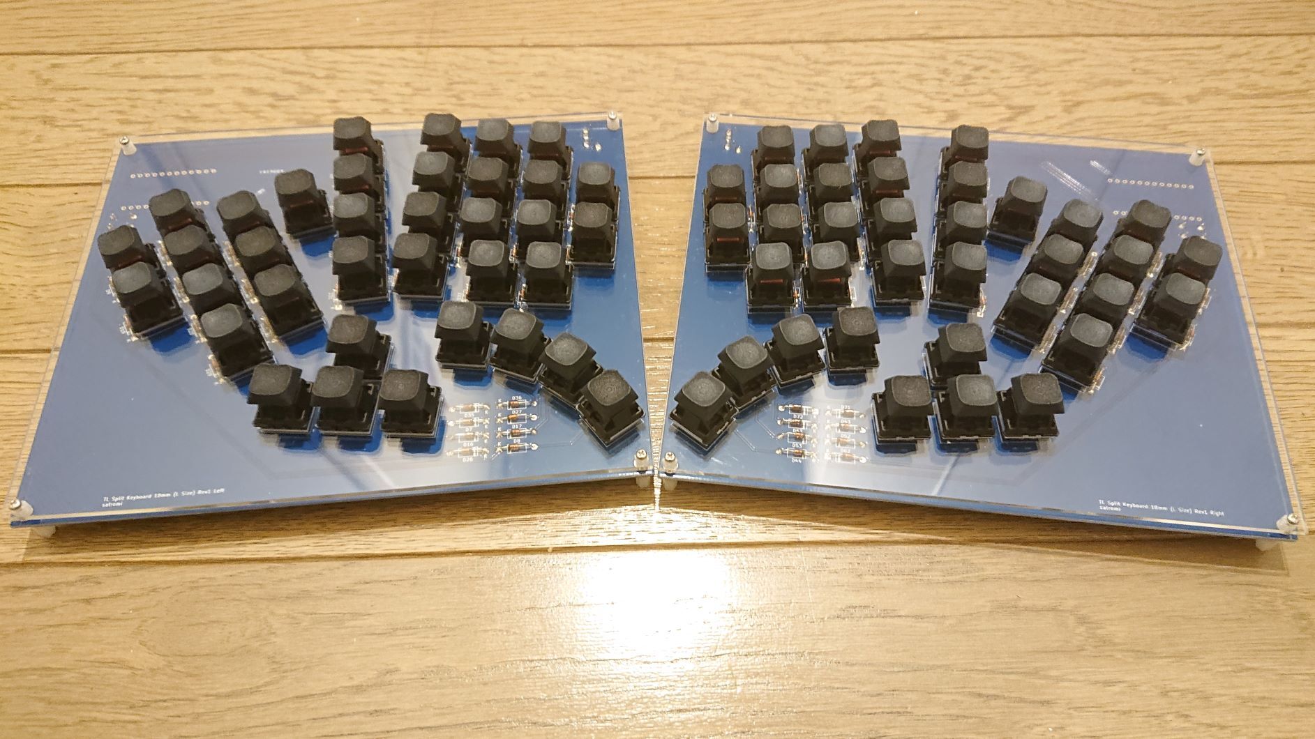 委託】TL Split Keyboard 18mm Rev1