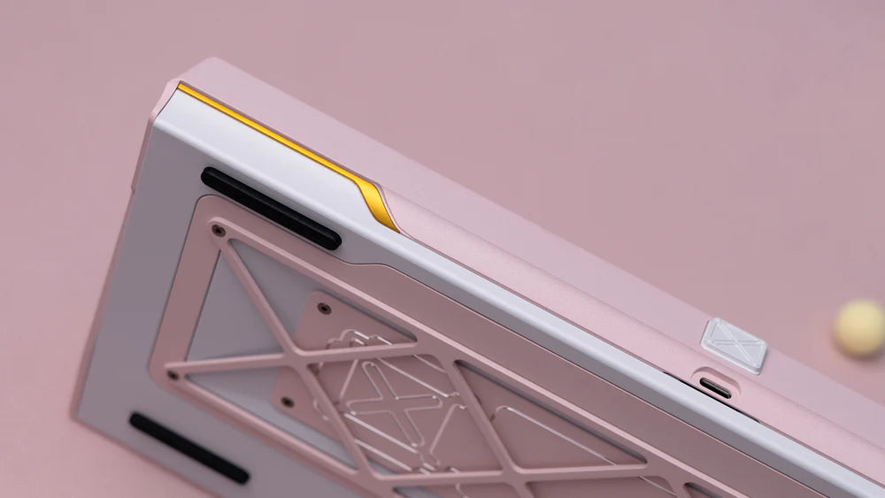[GB] Zoom75 TIGA Strawberry Icecream