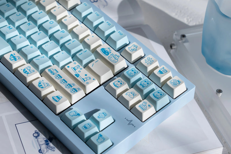 Rabbit Holiday Park keycaps