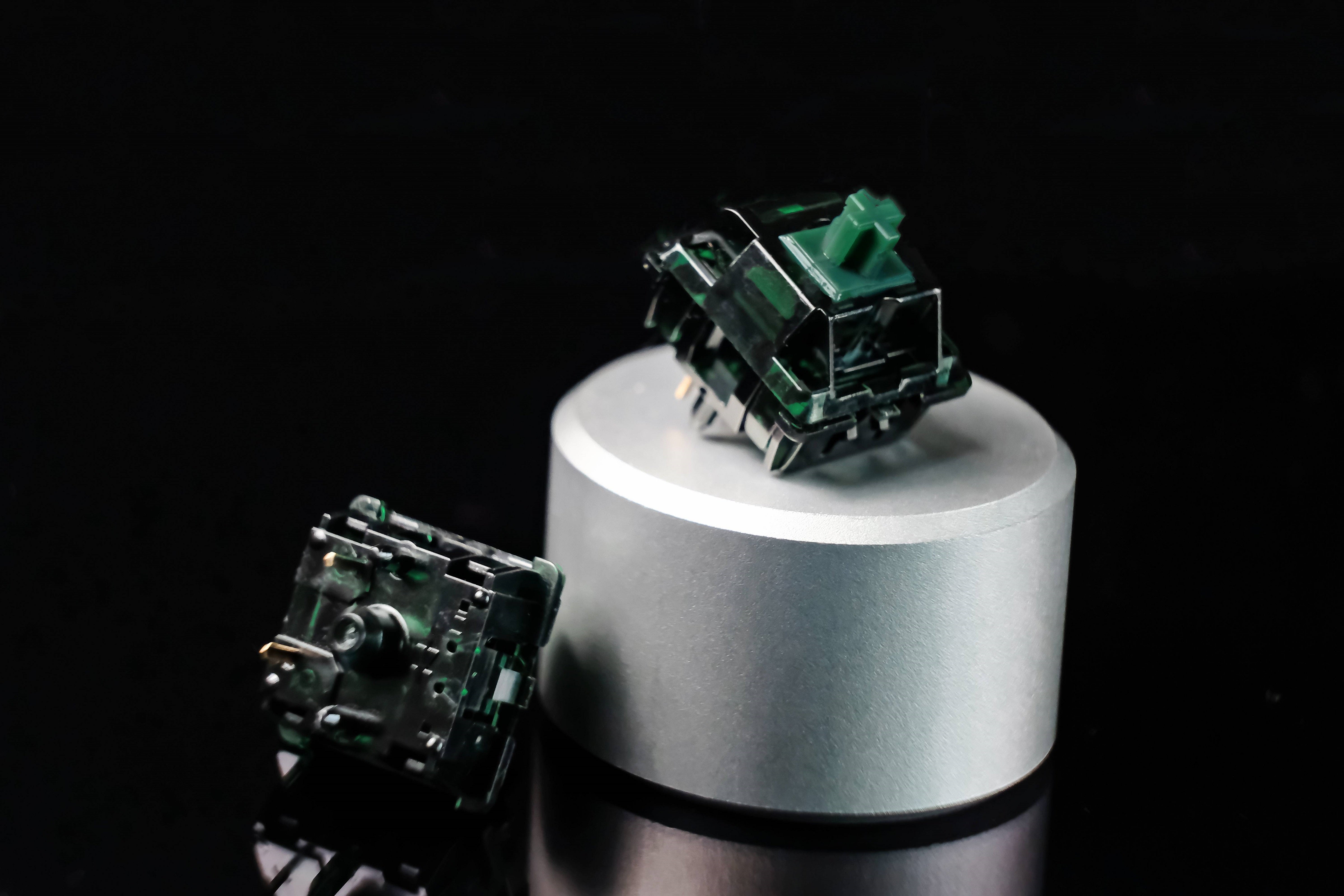GB] Hades Switches / Linear