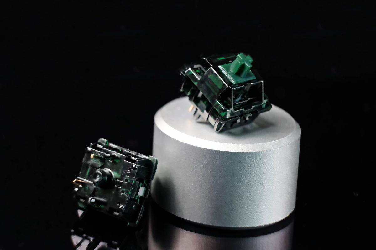 [GB] Hades  Switches / Linear