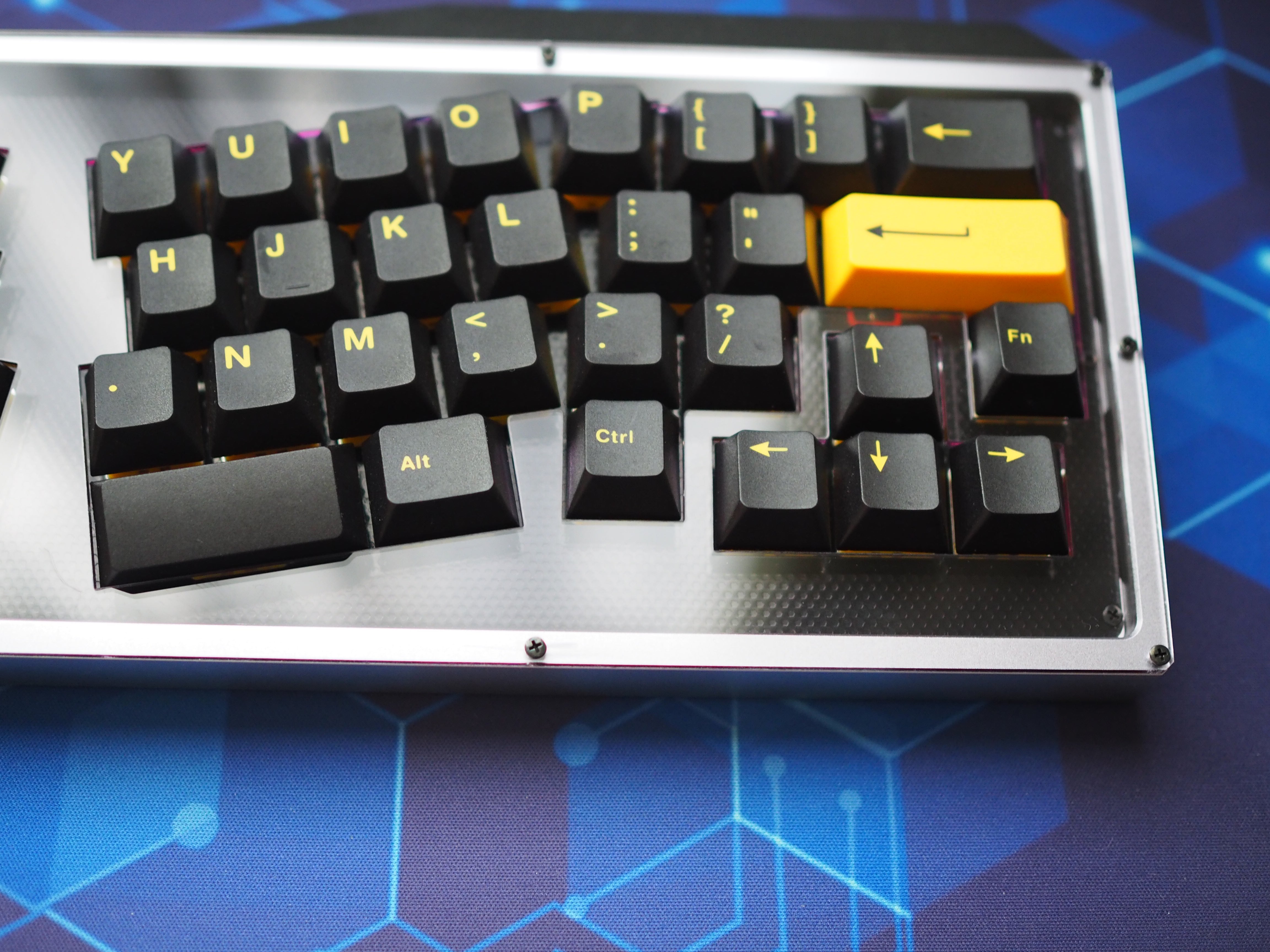GB] GL516ケース