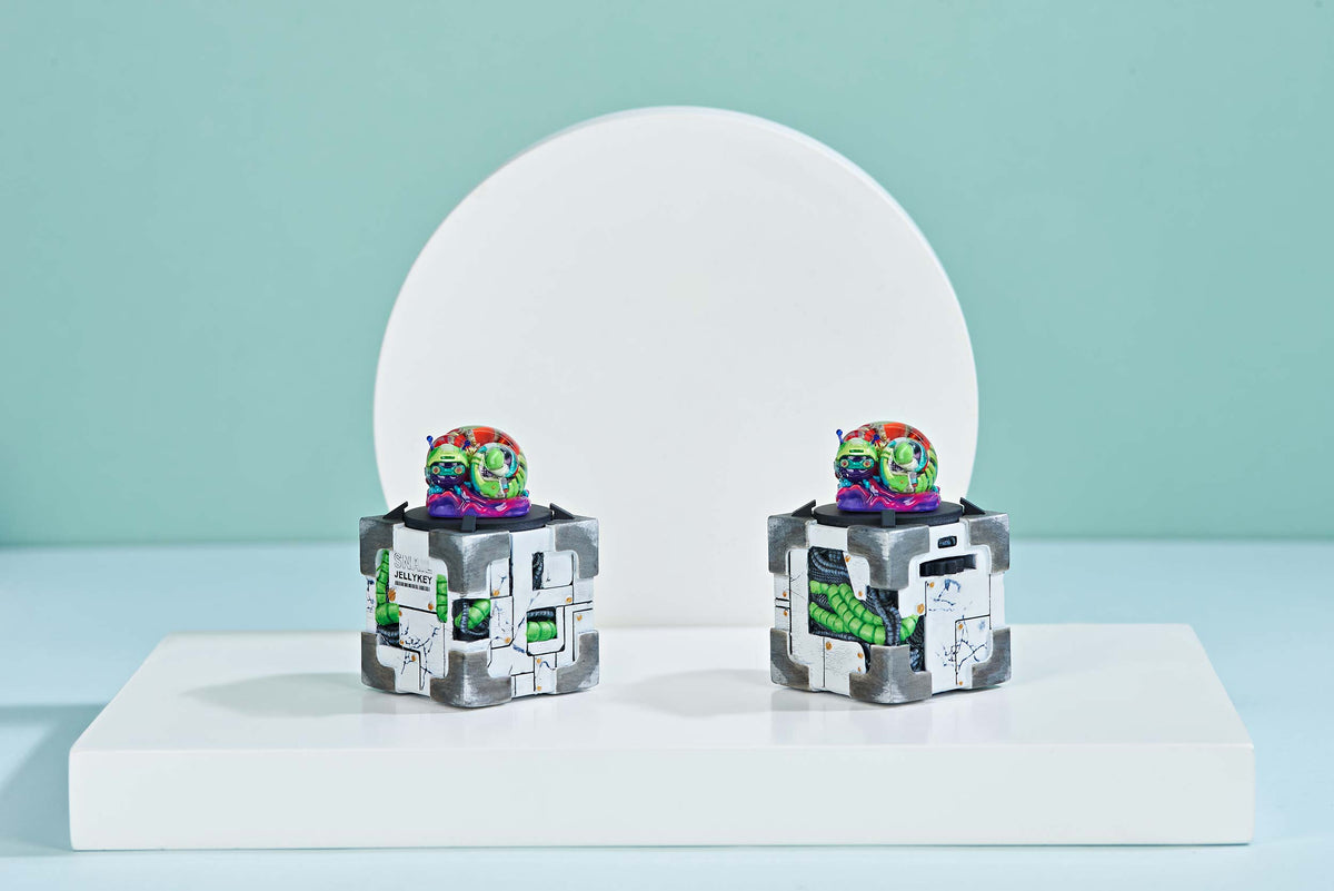 [GB] Cyborg snail artisan keycaps