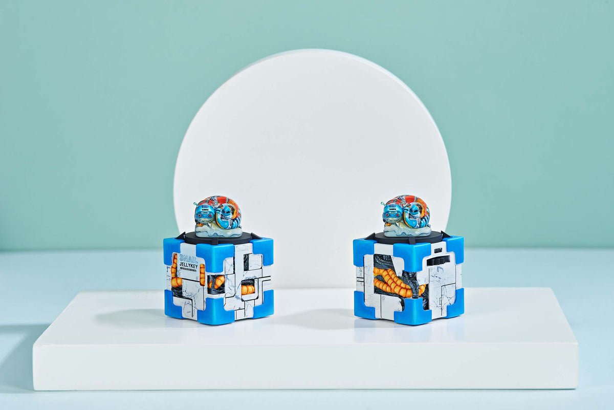 [GB] Cyborg snail artisan keycaps