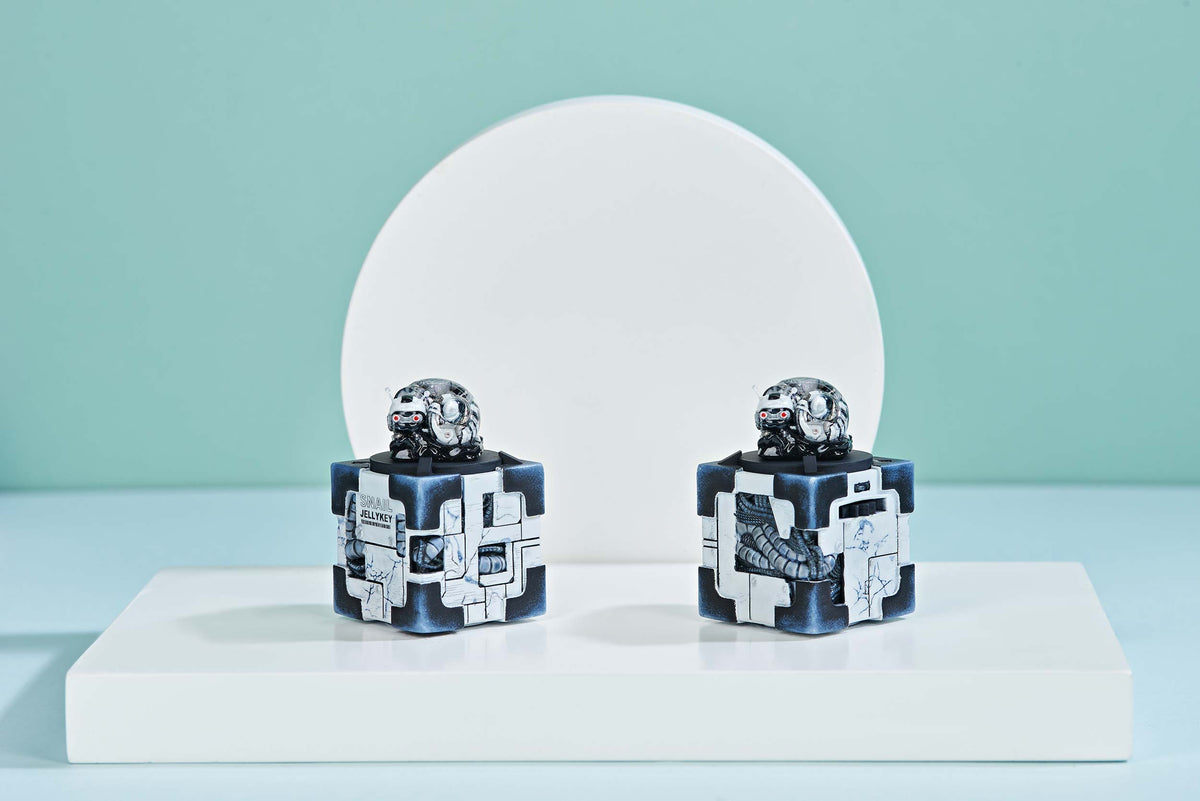 GB] Cyborg snail artisan keycaps