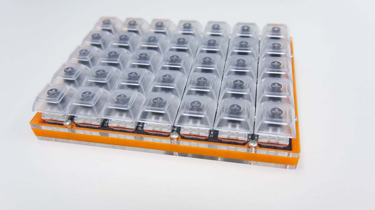 Runner3680 middle plate